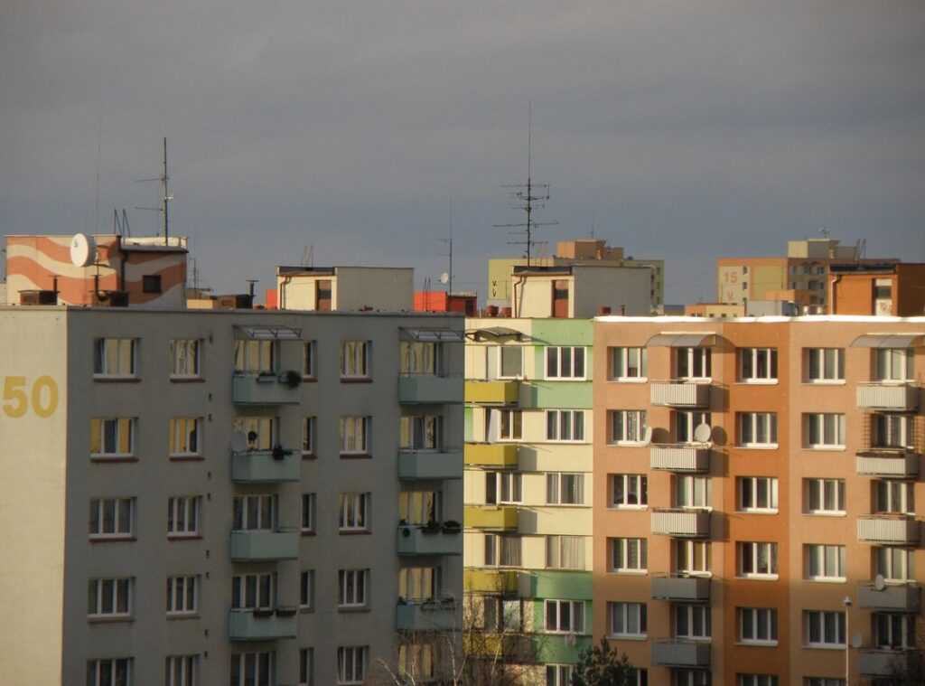 urbanization housing trends